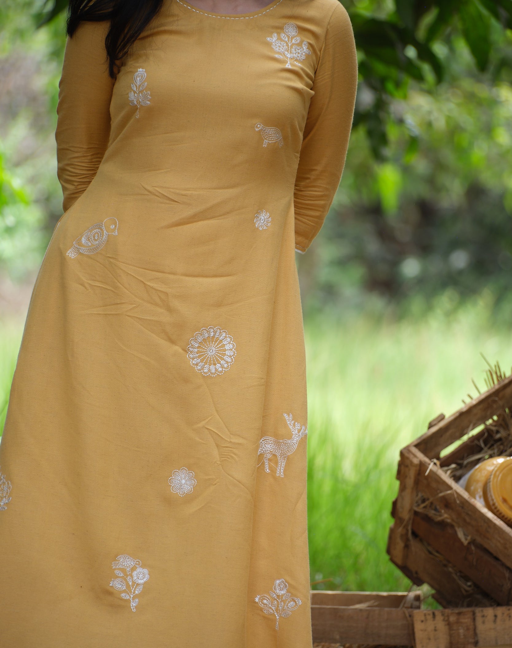 Warli Embroidered Kurta With Trouser - ARH495AB