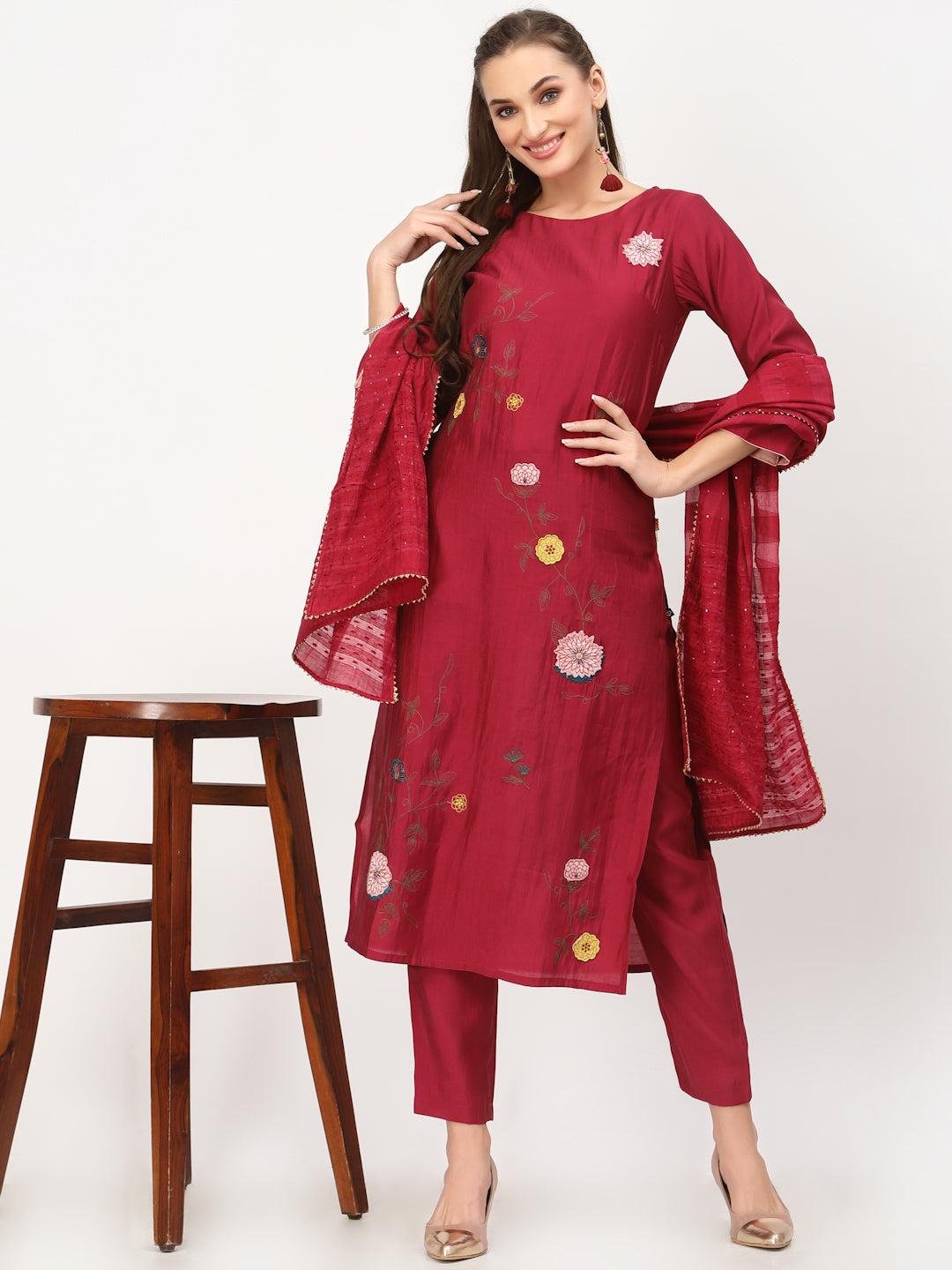Floral Embroidered Straight Kurta With Trouser & Dupatta Set - ARH704
