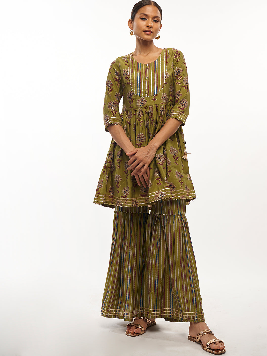 Floral Print Flared Kurta Set - ARH755G
