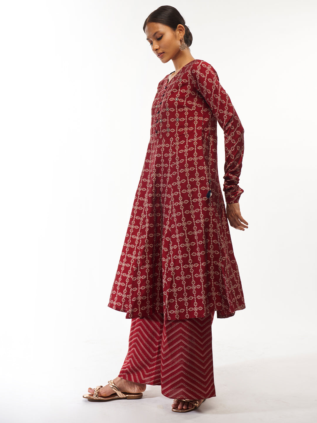 Maroon Kurta Set With Bandhani Print - ARH767R